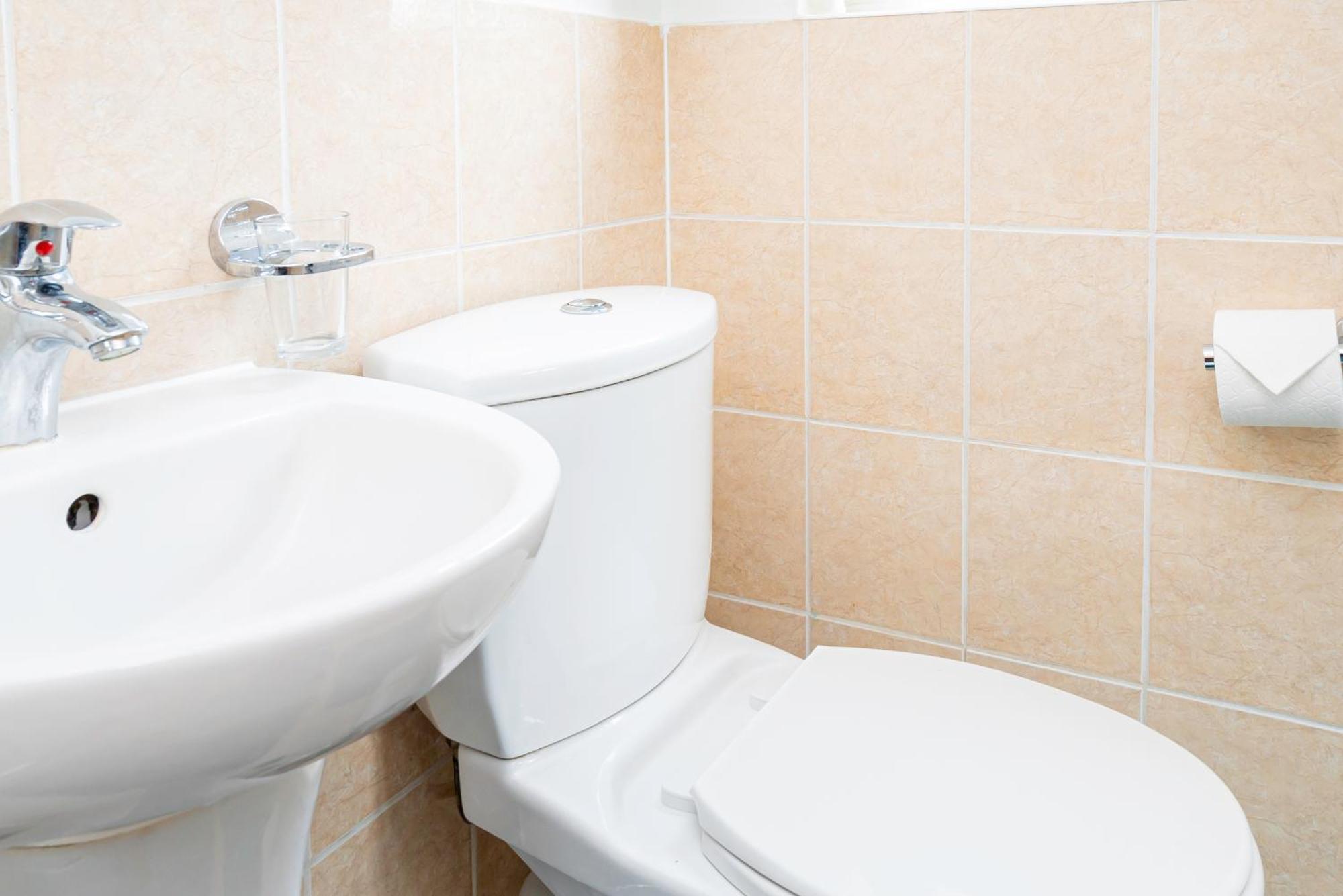 Earley Luxury Ensuite Room With Private Entrance Reading Exterior foto